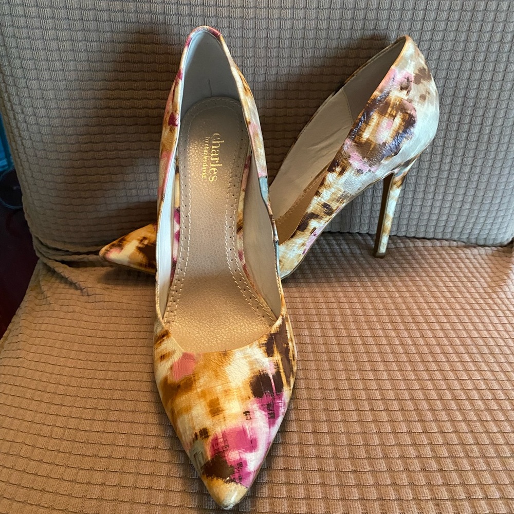 Charles David - Picture 2 of 5
